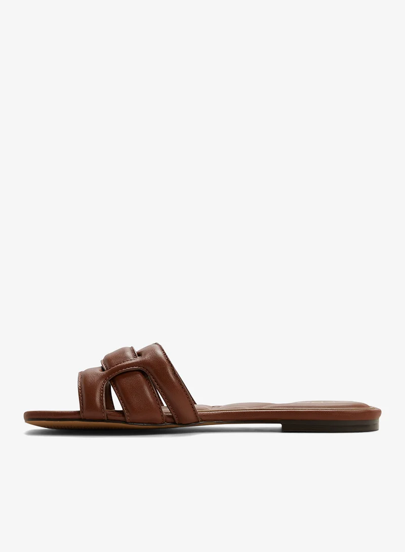 الدو إليناريا صنادل مسطحة